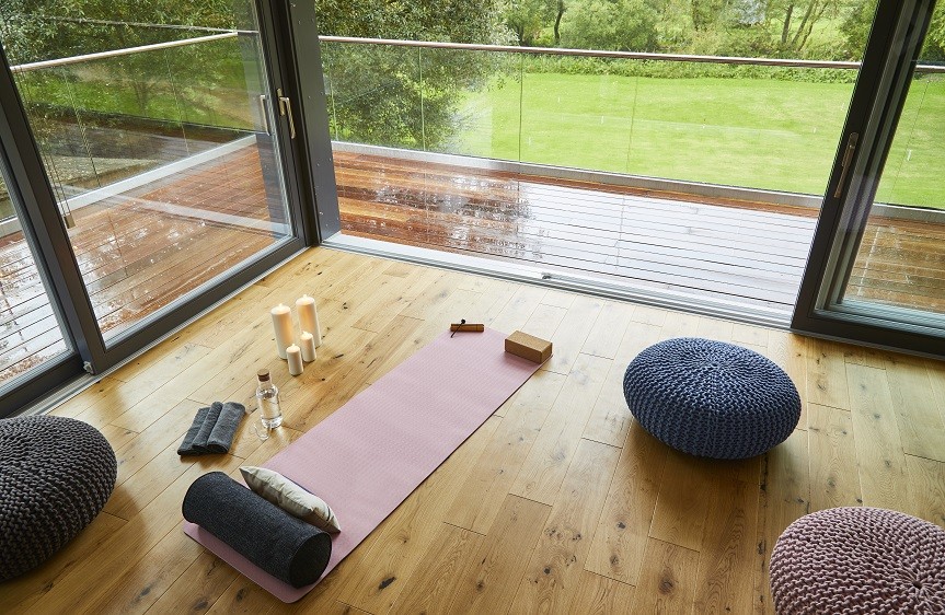 relaxing yoga garden studio in Stonehenge