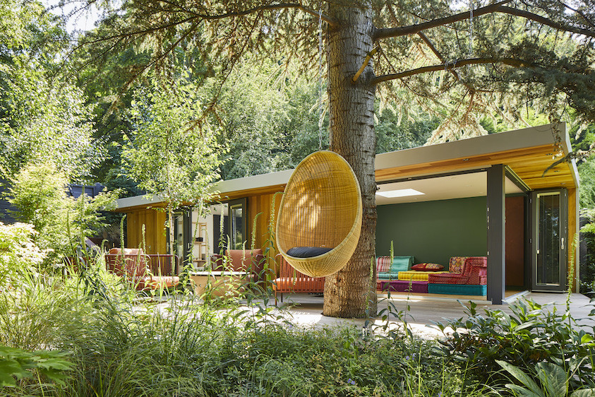 Bespoke garden ceramic studio and outdoor leisure room 