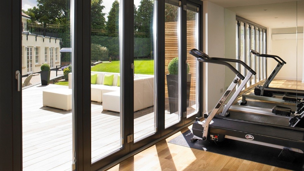 Garden gym with bifolding doors