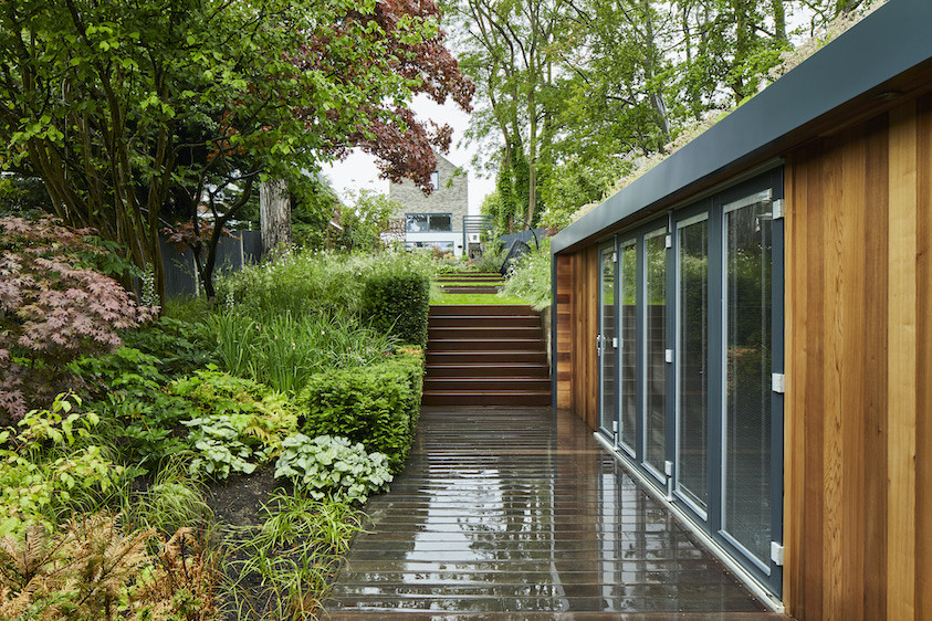 Garden office with folding doors and Western Red Cedar cladding